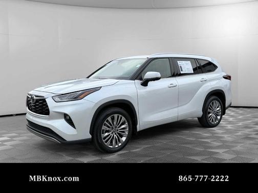 2024 Toyota Highlander Platinum