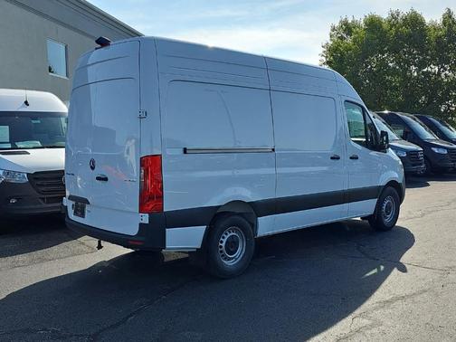 2025 Mercedes-Benz Sprinter 2500