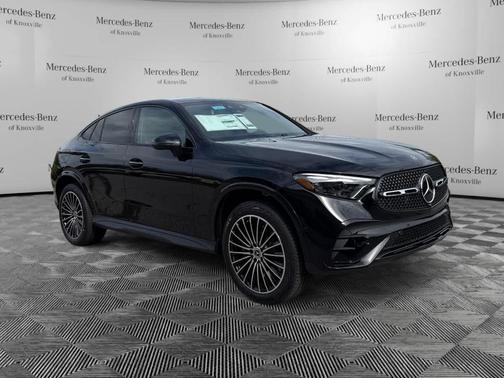 Black 2027 Mercedes-Benz GLC 300