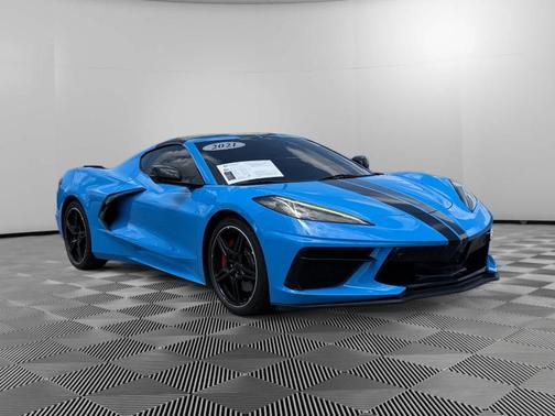 Rapid Blue 2021 Chevrolet Corvette Stingray w/3LT