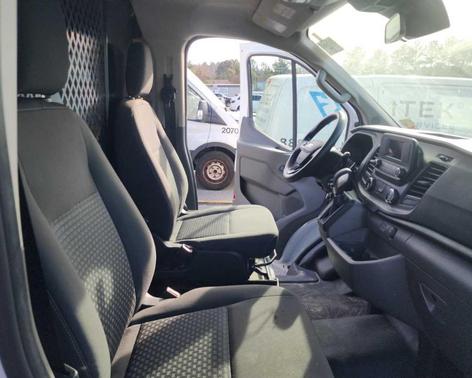 2024 Ford Transit-250 