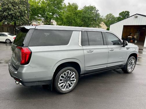 Sterling 2023 GMC Yukon XL Denali Ultimate