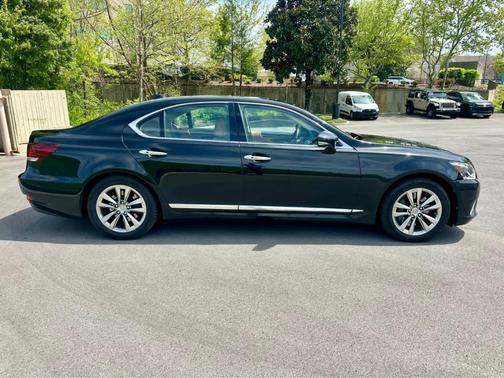 Obsidian Black 2016 Lexus LS 460 Base