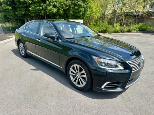Obsidian Black 2016 Lexus LS 460 Base