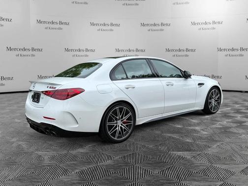 2025 Mercedes-Benz AMG C 63 S E Performance