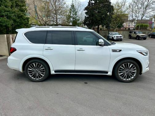 2021 INFINITI QX80 SENSORY