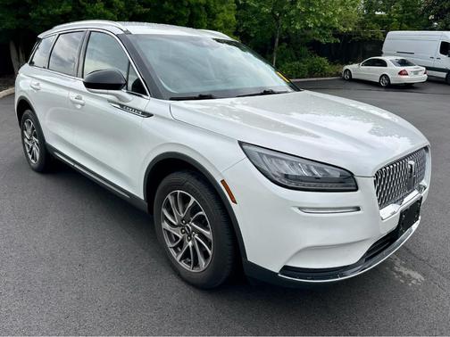 Pristine White 2021 Lincoln Corsair Standard