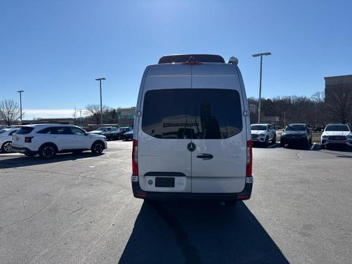 2024 Mercedes-Benz Sprinter 2500 High Roof