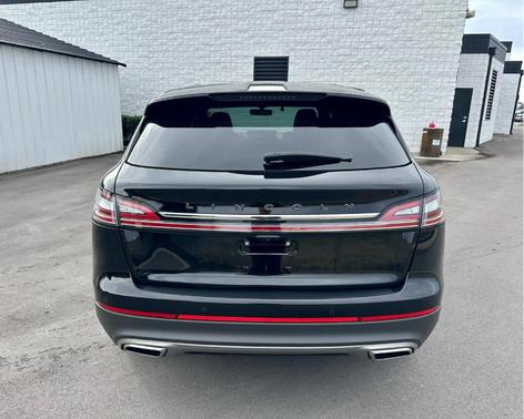 2022 Lincoln Nautilus Black Label