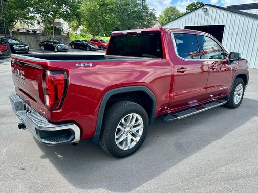 Red Quartz Tintcoat 2020 GMC Sierra 1500 SLE