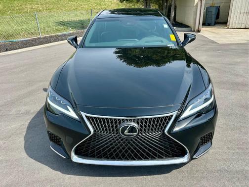 2023 Lexus LS 500 Base