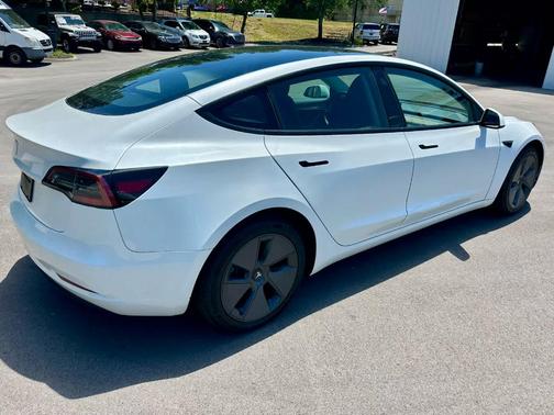 Pearl White Multi 2023 Tesla Model 3 Base