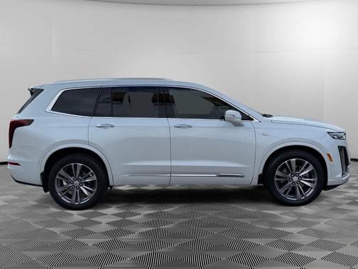 2024 Cadillac XT6 Premium Luxury AWD