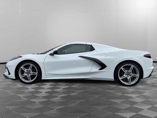 2025 Chevrolet Corvette Stingray w/2LT