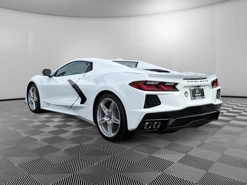 2025 Chevrolet Corvette Stingray w/2LT