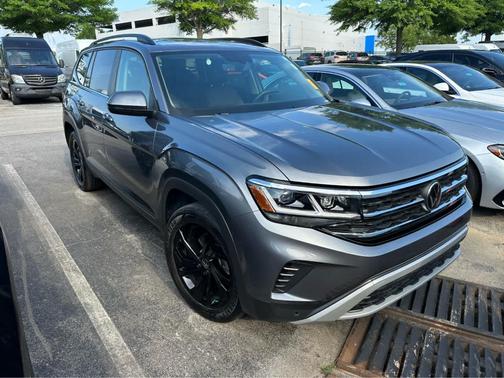 2023 Volkswagen Atlas 3.6L SE w/Technology