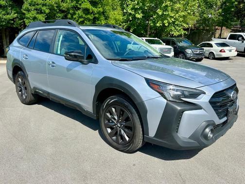 Ice Silver Metallic 2025 Subaru Outback Onyx Edition
