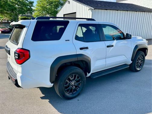 Ice 2025 Toyota 4Runner SR5