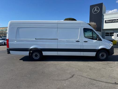 2025 Mercedes-Benz Sprinter 2500 170 WB High Roof Extended Cargo