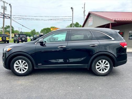 2017 Kia Sorento LX
