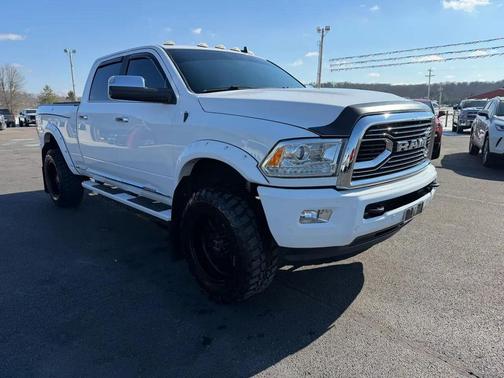 2018 RAM 2500 Limited Crew Cab 4x4 6'4' Box