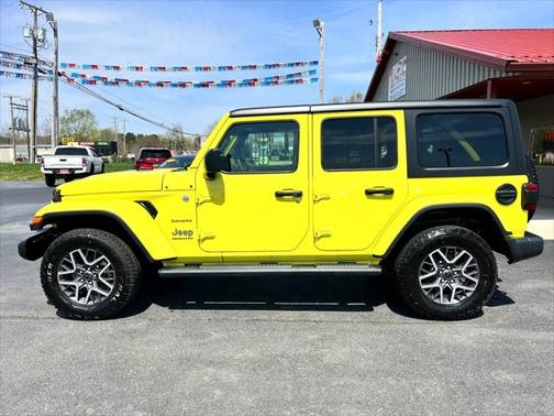 2024 Jeep Wrangler 4-Door Sahara