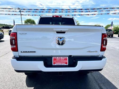 2024 RAM 2500 Laramie Crew Cab 4x4 6'4' Box
