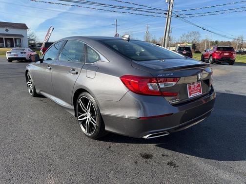 2022 Honda Accord Touring 2.0T