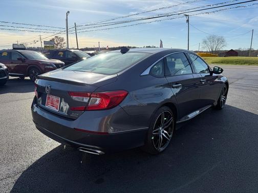 2022 Honda Accord Touring 2.0T