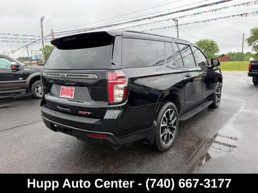 Black 2022 Chevrolet Suburban RST