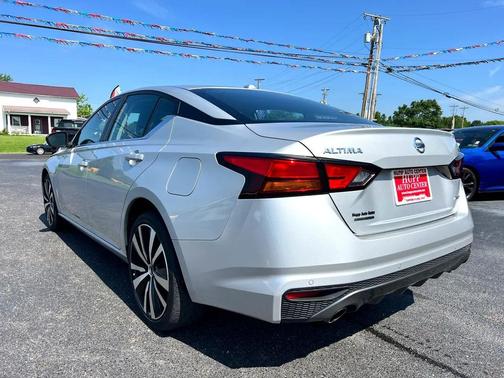 2021 Nissan Altima SR Intelligent AWD