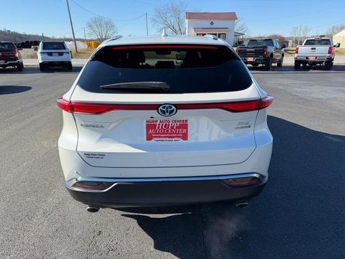 2021 Toyota Venza XLE