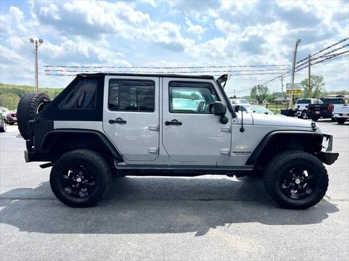 2014 Jeep Wrangler Unlimited Sahara