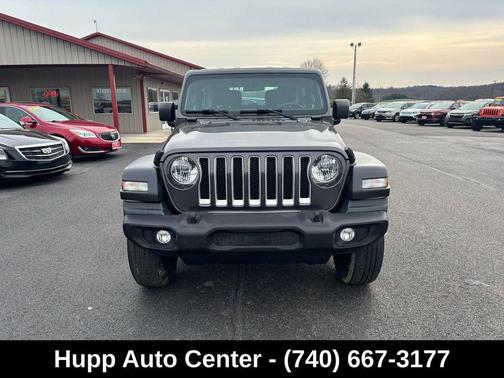 Granite Crystal Metallic Clearcoat 2019 Jeep Wrangler Sport
