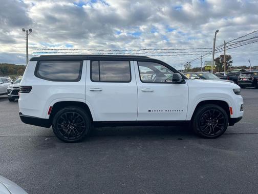 2023 Jeep Grand Wagoneer Series III Obsidian 4x4