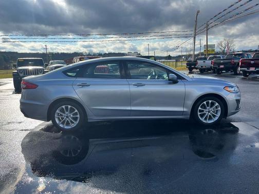 2020 Ford Fusion Hybrid SE