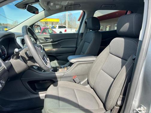 2023 GMC Acadia AWD SLE