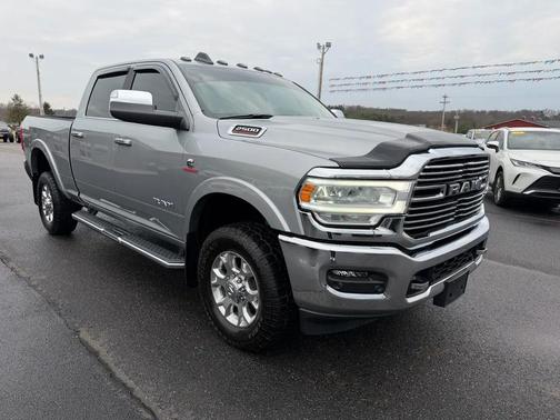 2022 RAM 2500 Laramie Crew Cab 4x4 6'4' Box