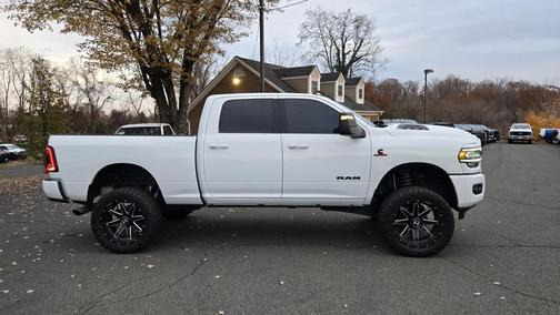 2023 RAM 2500 Laramie Crew Cab 4x4 6'4' Box