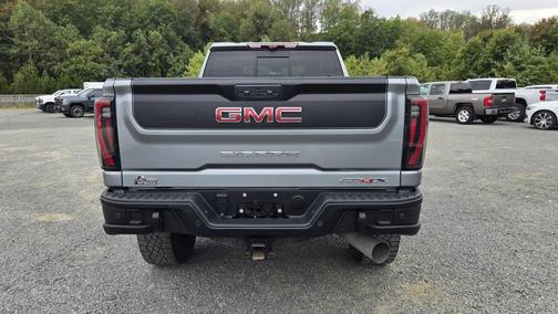 2024 GMC Sierra 2500 AT4