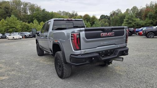 2024 GMC Sierra 2500 AT4