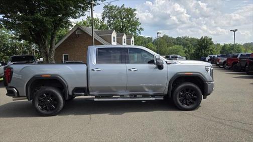 2024 GMC Sierra 2500 Denali