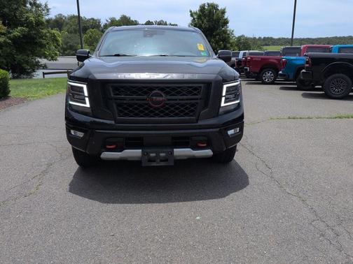 Super Black 2024 Nissan Titan PRO-4X
