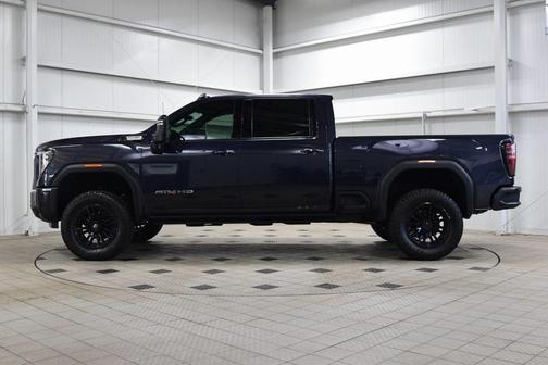 2024 GMC Sierra 2500 AT4