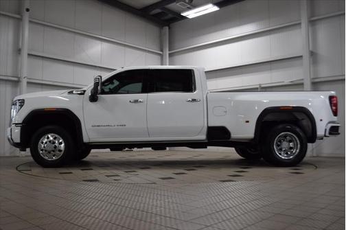 2024 GMC Sierra 3500 Denali