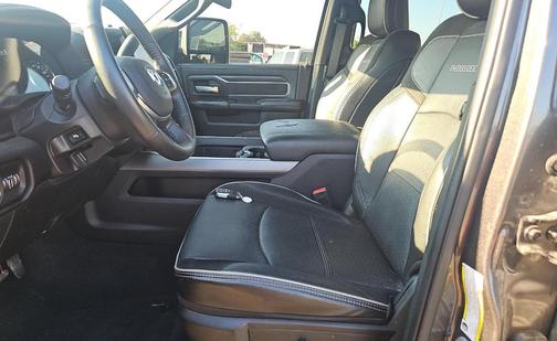 2024 RAM 2500 Laramie Crew Cab 4x4 6'4' Box