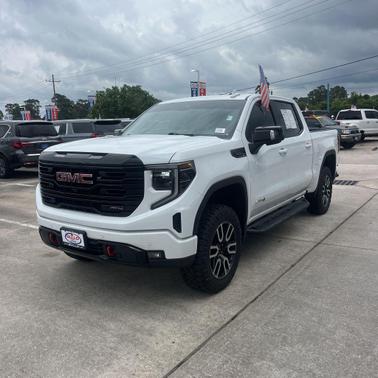 Summit White 2024 GMC Sierra 1500 AT4