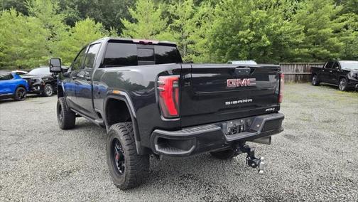 2024 GMC Sierra 2500 AT4