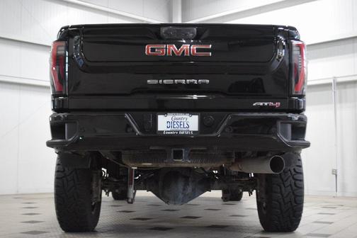 2024 GMC Sierra 2500 AT4