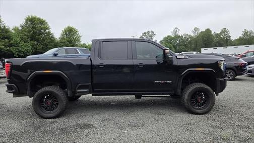 2024 GMC Sierra 2500 AT4